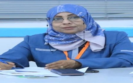 رائدة من جامعة عدن تغرس راية العلم في كل ترحال لها