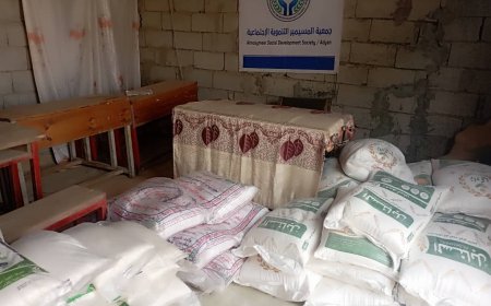 برعاية الرئيس عيدروس قاسم الزبيدي.. جمعية المسيمير التنموية توزع السلة غذائية