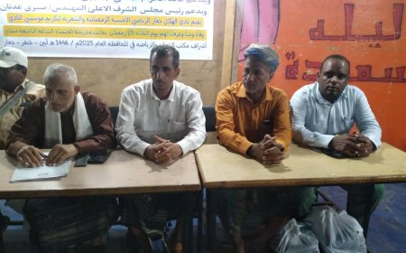 نادي الهلال يكرم مؤسسي النادي بشهائد تقديرية ومبلغ مالي