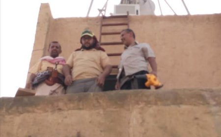 عودة عمل شبكة يمن موبايل بعد انقطاع دام أكثر من خمسة أيام في مديرية جيشان
