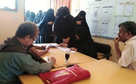 مدير مكتب التربية والتعليم بالعاصمة عدن يقدم شكره وامتنانه لهيئة الإغاثة والأعمال الإنسانية في المجلس الانتقالي الجنوبي