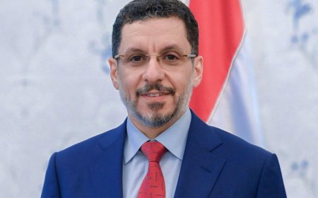 رئيس الوزراء يوجه بإطلاق وصرف العلاوات السنوية لموظفي الدولة ومنحهم كافة التسويات المستحقة