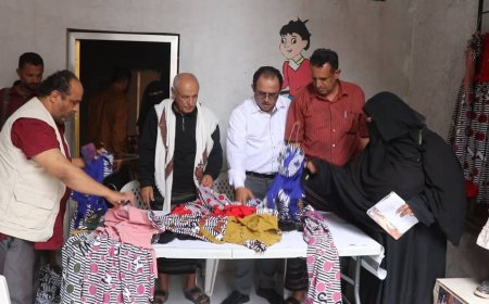 مؤسسة السلام توزيع كسوة العيد للأطفال المعاقين بالضالع