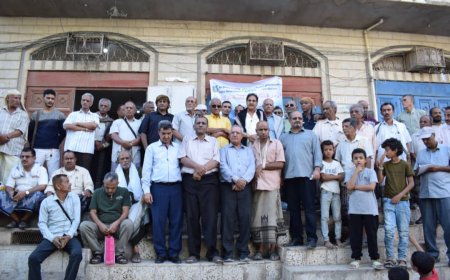 جمعية الضالع الخيرية - عدن تختتم برنامجها الرمضاني الذي تضمن تقديم مساعدات نقدية وغذائية لـ 1400 أسرة وخدمات طبية مجانية لمئات المرضى