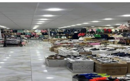يخوض الآباء حروبًا من أجل الأبناء مع قدوم عيد الفطر المبارك بسبب الانهيار الإقتصادي وغلاء الاسعار الفاحشة.