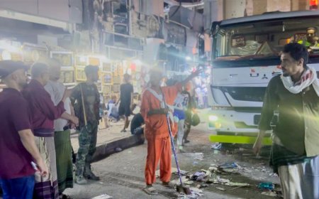 عدن.. حملة لإزالة المخلفات وتنظيم الأسواق في صيرة استعدادًا لعيد الفطر