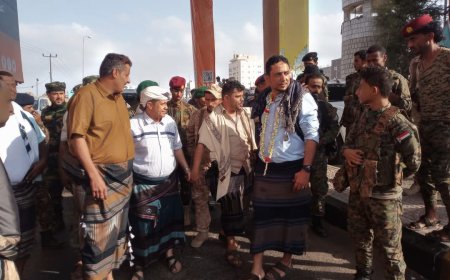 بتوجيهات الرئيس الزبيدي.. قيادة انتقالي لحج وقادة الأمن والدعم والإسناد في زيارة عيدية للنقاط الأمنية