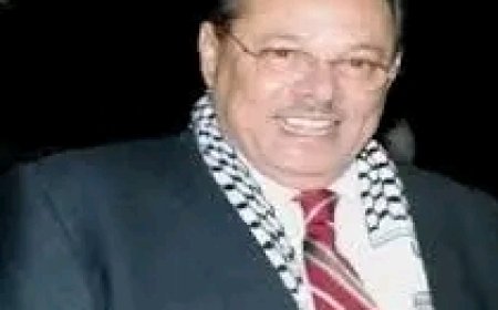 الرئيس علي ناصر محمد يتوجه بالتهنئة وأطيب الأمنيات بالخير والسلام في عيد الفطر المبارك للشعب اليمني العظيم