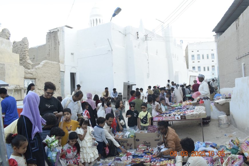 مساجد عبدالصمد باكثير والصبان والسقاف وباسالم يشهدن ختايم ليلة التاسع من رمضان بمدينة سيئون