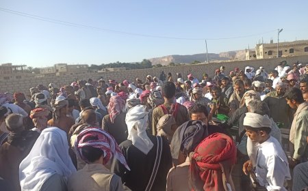 حضرموت.. تشييع مدير إدارة التربية والتعليم السابق بمديرية رخية الأستاذ التربوي حسن احمد بلكسر بلحول