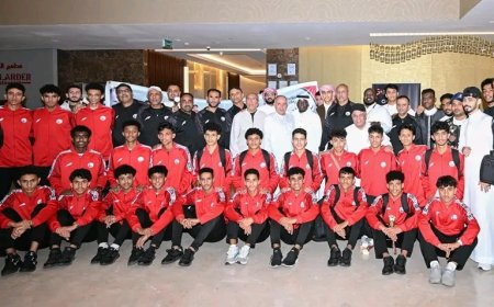 بعد وصولة الى جدة الأحمر الصغير يجري تمرينه الأخير استعدادًا لمواجهة أفغانستان