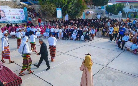 تعز.. تحتفي بالفنان كرامة مرسل بمهرجان “عيدي” تحت شعار “حبي لها”
