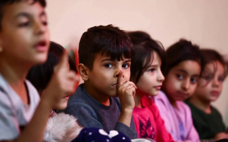 لعلاقة وثيقة بالأبناء تدوم إلى الأبد... عاملوا أولادكم وفق 7 قواعد