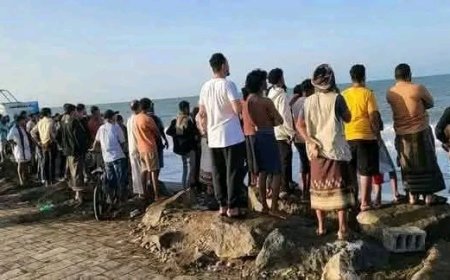 انتشال جثث ثلاثة شبان غرقوا في بحر كورنيش الحديدة