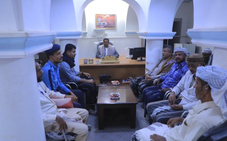 مدير عام مديرية تريم يستقبل المهنئين بعيد الفطر ويتفقد محكمة المديرية وإدارة الأمن