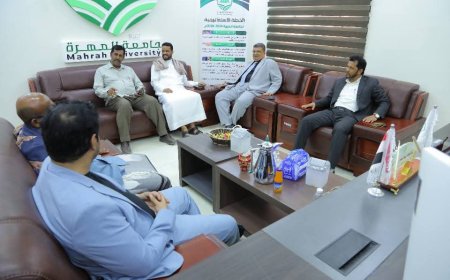 نائب رئيس الجامعة لشؤون الطلاب يستقبل المهنئين بعيد الفطر المبارك