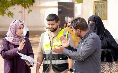 بتمويل من السلطة المحلية.. معاوية يسلم عدة مشاريع حيوية بمديرية الشيخ عثمان للجهات المنفذة