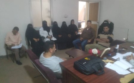 مدير عام مستشفى الأمراض النفسية يعقد اجتماعًا موسعًا مع مديري الإدارات ورؤساء الأقسام لمناقشة التطورات والآليات المستقبلية