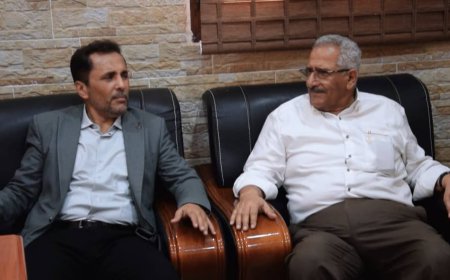 الزامكي يطلع على نشاط هيئة الأدوية ويشيد بمستوى الانضباط والجاهزية الفنية للمختبرات