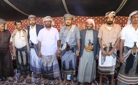 رئيس حلف قبائل حضرموت يستقبل وفدًا من مشايخ و وجهاء أبين