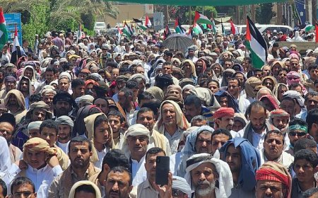 مأرب تحتشد تضامناً مع غزة وتدعو لنصرة فلسطين الجريحة