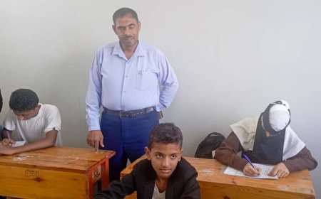 مدير تربية خورمكسر يتفقد سير امتحانات طلاب التوحد بمدرسة خالد بن الوليد