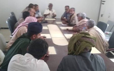 مدير عام ميفعة يعقد لقاءً لموظفي الأحوال المدنية والسجل المدني في المديرية