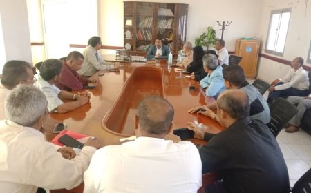 لقاء يجمع كيل وزارة الصحة لقطاع الرعاية بمدير عام مكتب الصحة ومدراء البرامج الصحية لمناقشة الأوضاع الصحية بلحج