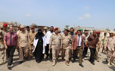 وزير الدفاع يفتتح وحدة القلب والعناية القلبية المركزة وقسم الرقود بمستشفى عبود العسكري بالعاصمة عدن 