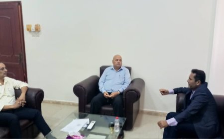 مدير عام مكتب الصحة يلتقي وكيل محافظة عدن