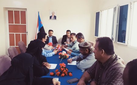 الأمانة العامة تنظم محاضرة توعوية لشرح لوائح المجلس الانتقالي الجنوبي للهيئة التنفيذية بانتقالي محافظة أبين