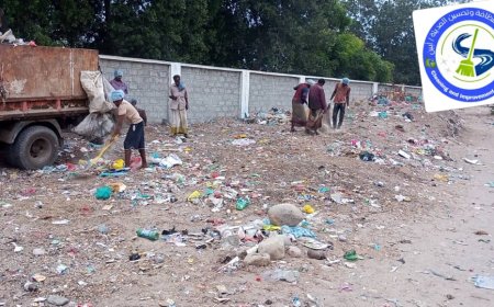 استمرار أعمال النظافة في مدينة الكود مديرية خنفر