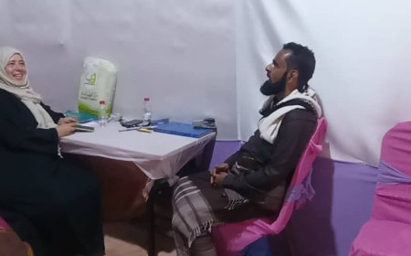 الإعلامي هزاع العمري يلتقي بإتحاد الجمعيات والمؤسسات في عدن