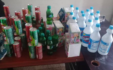 في اول نزول له مكتب اشغال زنجبار يقوم بضبط عدد من المخالفات الصحية في بعض من البقالات بسوق زنجبار