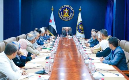 في اجتماعه الدوري.. الانتقالي يؤكد تمسكه بحضرموت ويشدّد على حماية النخبة الحضرمية