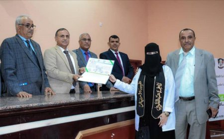كلية طب الأسنان بعدن تُخرّج كوكبة جديدة من أطباء الامتياز وسط أجواء احتفالية مميزة