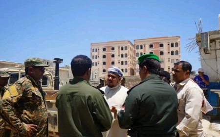 القوات الأمنية في سقطرى تنفذ حملة موسعة لمكافحة القات وتغلق 18 محلاً وتضبط 24 بائعاً