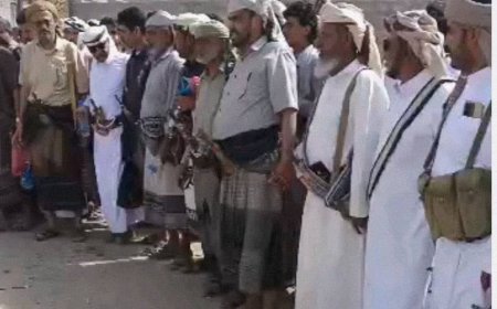 نائب رئيس حلف قبائل شبوة الشيخ علي الحجري ومجموعة من الشخصيات الاجتماعية ينجحون في إخماد فتنة قبلية بمديرية بيحان