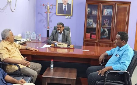 المحولي يلتقي بمدير عام التعليم الفني والتدريب المهني بعدن