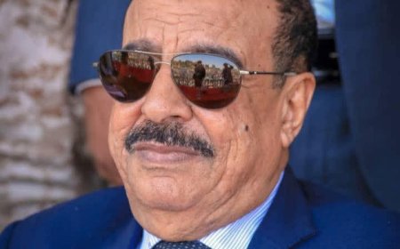 أحمد بن بريك:  يدعو إلى ترك الحضارم يحلون مشاكلهم فيما بينهم دون تدخل خارجي