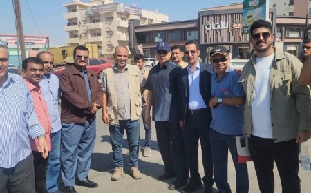 نائب محافظ عدن يدشن مشروع إعادة تأهيل شارع الخمسين بمديرية المنصورة