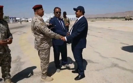 بدعوة كريمة من الأشقاء في المملكة وعلى رأس وفد من السلطة المحلية بالمحافظة.. المحافظ بن ماضي يغادر الى المملكة العربية السعودية عبر مطار سيئون الدولي