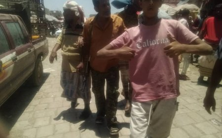 حملة أمنية بلودر تنجح في ترتيب السوق العام ورفع المخالفين من الشوارع الرئيسية واتخاذ الإجراءات 