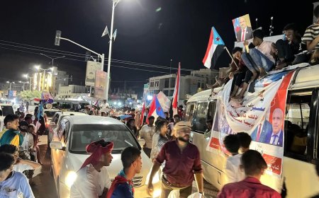 سيئون تشهد مسيرة حاشدة دعا لها شباب الغضب إحياءً للذكرى التاسعة لتحرير الساحل وتأييدا لفعالية حضرموت أولا