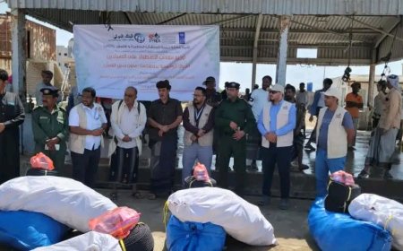 القائم بأعمال أمين عام محلي سيحوت يدشن توزيع معدات صيد لـ103 من الصيادين بالمديرية ضمن مشروع التنمية المستدامة