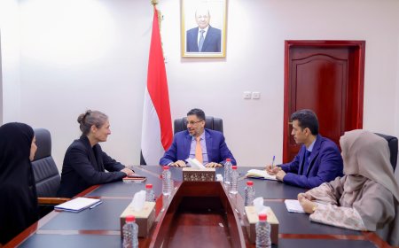 رئيس الوزراء يستقبل في عدن سفيرة هولندا لدى اليمن