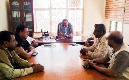 وكيل وزارة الزراعة والري والثروة السمكية لقطاع الخدمات يلتقي فريق منظمة HAD ويبحث التدخلات الزراعية في سقطرى