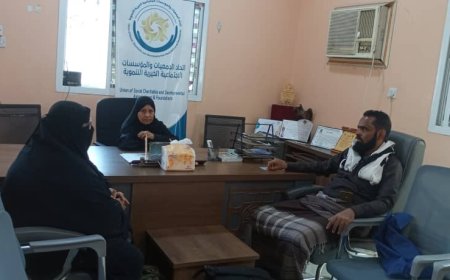 كفالة الأيتام ومبادرات العطاء في إتحاد الجمعيات والمؤسسات.. حوار للإعلامي هزاع العمري مع الأستاذة فاطمة العزيبي