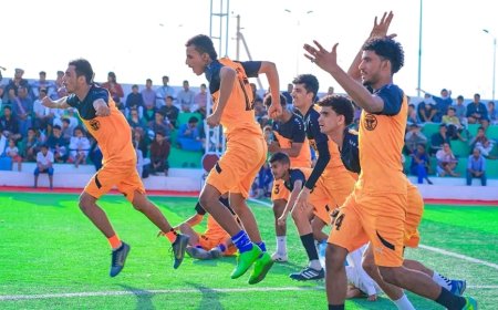 برعاية انتقالي شبوة : الصمود نصاب ودفاع شبوة يظفران ببطاقتي التأهل للمربع الذهبي بشق الأنفس على حساب استقلال عتق وأكاديمية الاتحاد في بطولة شهداء الجنوب 2025م