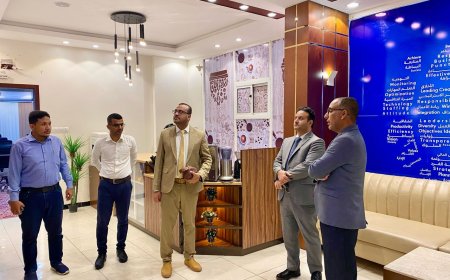 الرئيس التنفيذي لشركة عالم الأعمال يلتقي وفد (كاك بنك) لتعزيز الشراكة واطلاق صندوق استثماري مشترك للمشاريع الناشئة